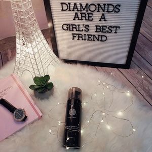Forever Flawless Makeup - Forever Flawless Exfoliating Foaming Cleanser Forever Flawless Makeup - Forever Flawless Exfoliating Foaming Cleanser